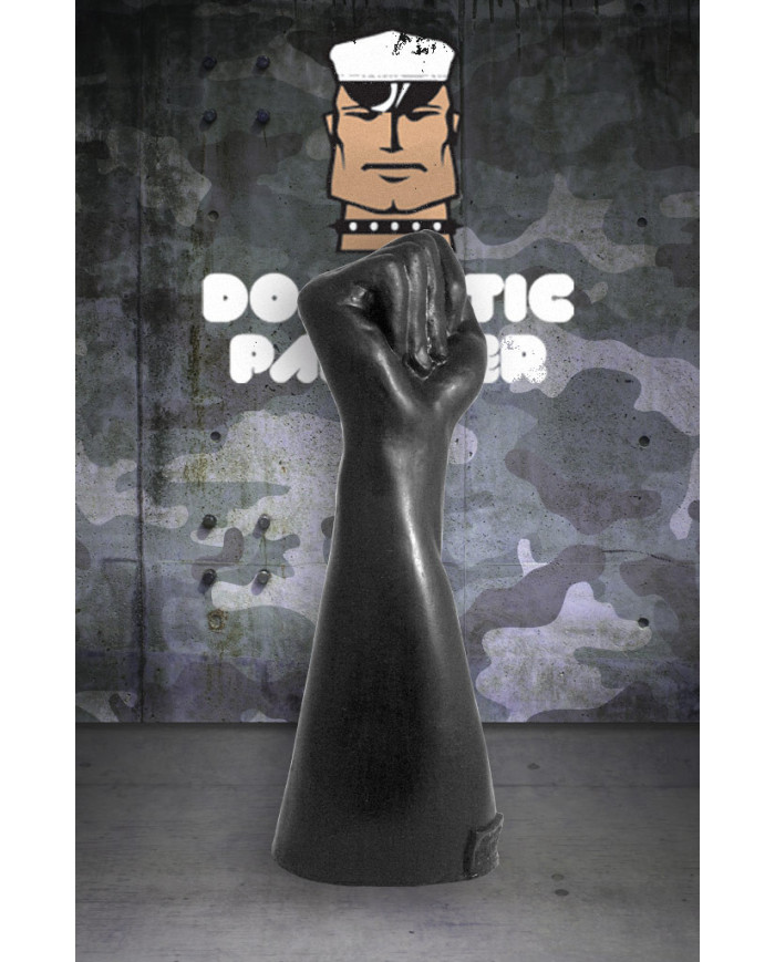 Fist of Victory Black